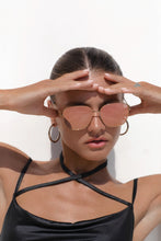 Load image into Gallery viewer, Lea Pink Mirror Sunglasses
