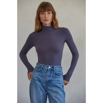 Knit Seamlees Turtle Neck Long Sleebe Bodysuit