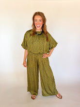 Load image into Gallery viewer, Glam Olive Polka Dot Set
