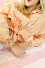 Load image into Gallery viewer, Sadie Pearl Bracelet in Gold
