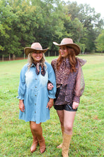 Load image into Gallery viewer, Chic Leopard Square Bandana Scarf
