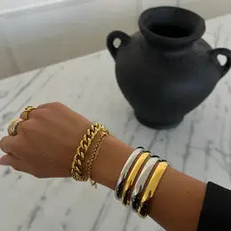 CHANSUTTPEARLS JEWLERY