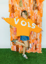 Load image into Gallery viewer, VOLS Balloon Sleeve Pullover
