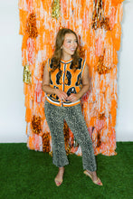 Load image into Gallery viewer, Licensed Tennessee Knit In Rhinestone Button Up Knit Tank
