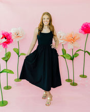 Load image into Gallery viewer, Black Bubble Midi Dress

