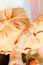 Load image into Gallery viewer, Sadie Pearl Bracelet in Gold
