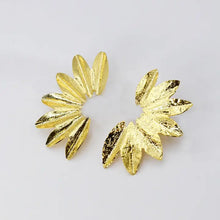 Load image into Gallery viewer, Gold Flower Statement Earring
